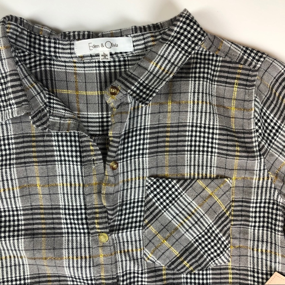 Eden & Olivia NWT Plaid Flannel Button Down - L - Picture 2 of 2